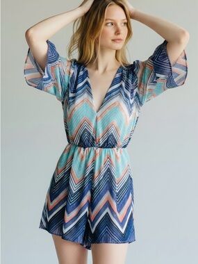 Bailey Blue Chevron Print V-Neck Romper in Blue, Teal & Coral Size Small